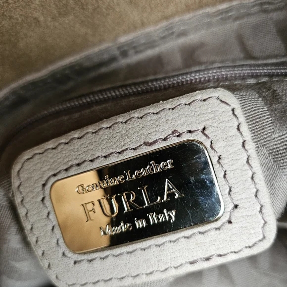 Furla Leather Expandable Crossbody Bag! - Picture 15 of 16